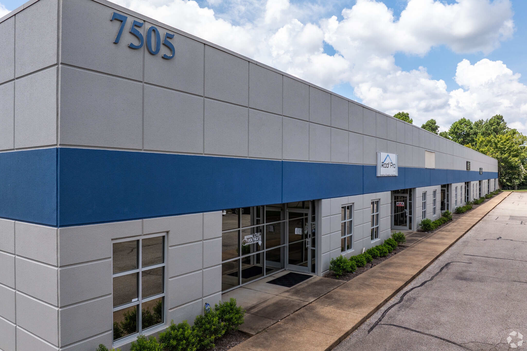 7505 Appling Center Dr, Bartlett, TN for lease Primary Photo- Image 1 of 4