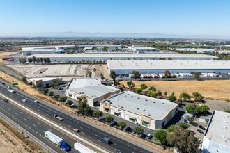 570-592 Commerce Ct, Manteca, CA - Aerial map view