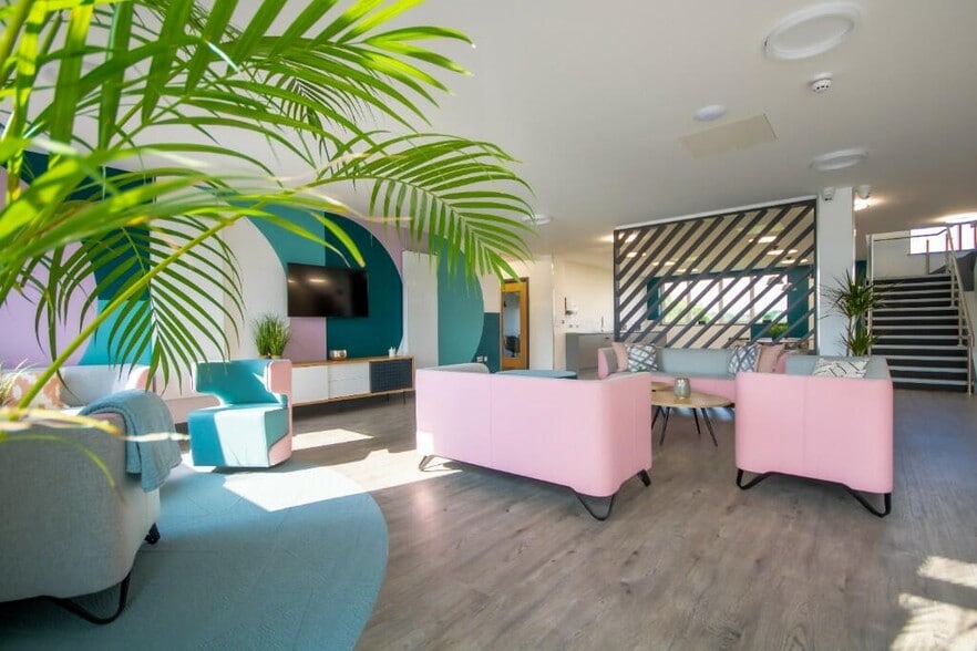 1600 Lower Pemberton, Ashford for lease - Interior Photo - Image 1 of 22