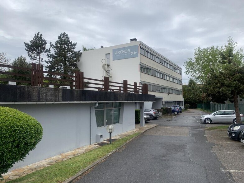 12 Rue Ampère, Igny à louer - Photo du bâtiment - Image 1 de 8