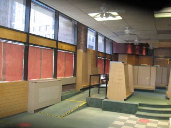 122-128 Bank St, Ottawa, ON for lease - Building Photo - Image 2 of 3