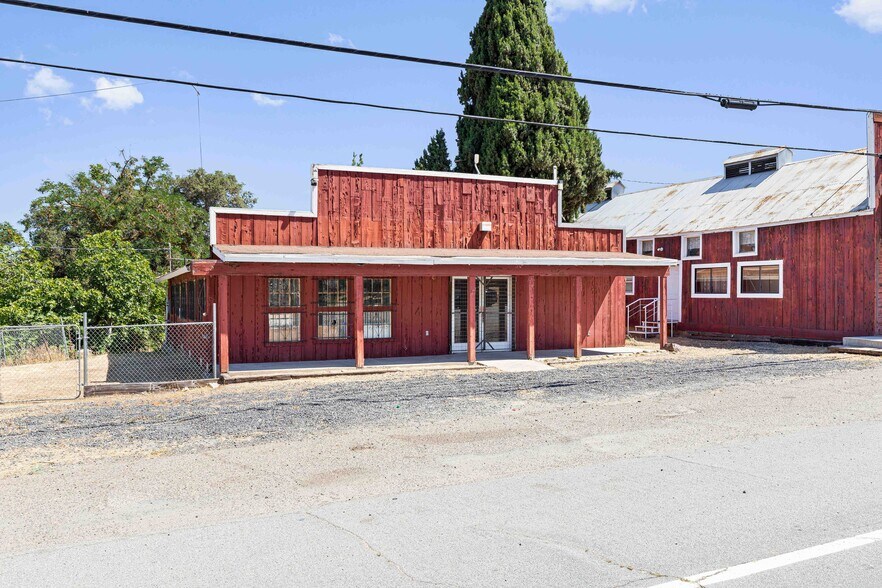 30025 Yosemite Blvd, La Grange, CA à vendre - Photo du bâtiment - Image 3 de 26
