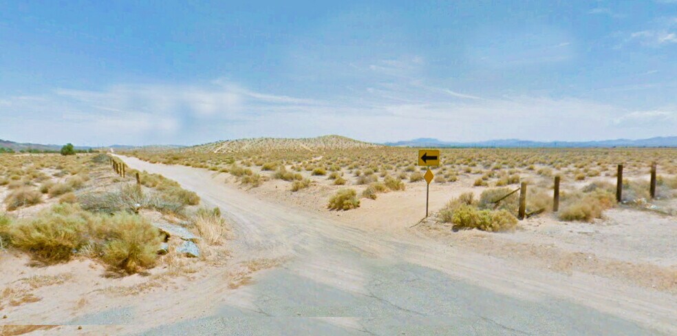 00 Alcudia, Hinkley, CA for sale - Building Photo - Image 1 of 3