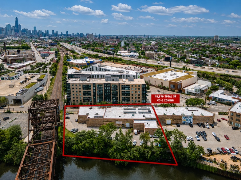 1716 W Webster Ave, Chicago, IL à vendre - Photo du bâtiment - Image 3 de 14