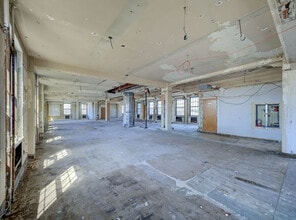 239-241 Main St, Hackensack, NJ for lease Interior Photo- Image 2 of 6