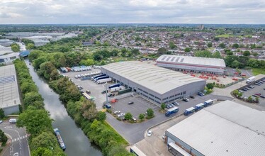 Auriol Dr, Greenford, LND - AÉRIEN  Vue de la carte - Image1