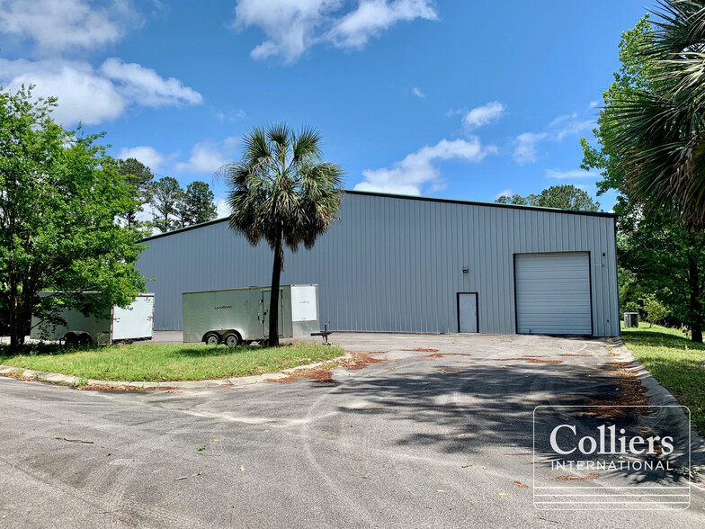 3240 Industry Dr, North Charleston, SC for sale - Building Photo - Image 1 of 1