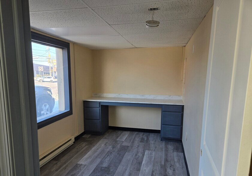 4903 Jonestown Rd, Harrisburg, PA for lease - Building Photo - Image 2 of 10