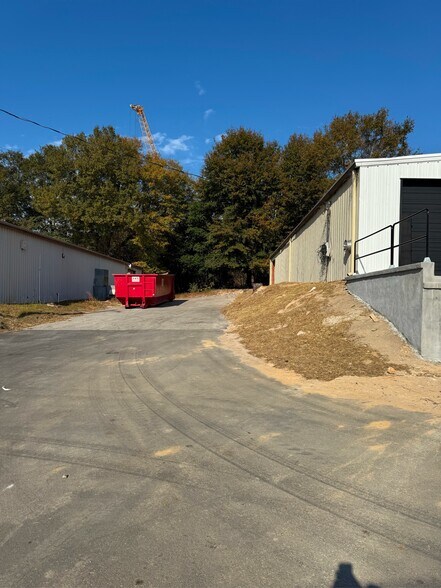 6842 Satchelford Rd, Columbia, SC à vendre - Photo du bâtiment - Image 3 de 8