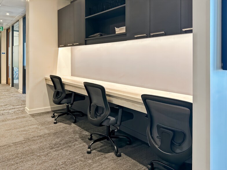 4763-4789 Yonge St, Toronto, ON à louer - Photo intérieure - Image 3 de 13