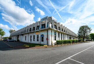 Plus de détails pour Local d'activités à louer