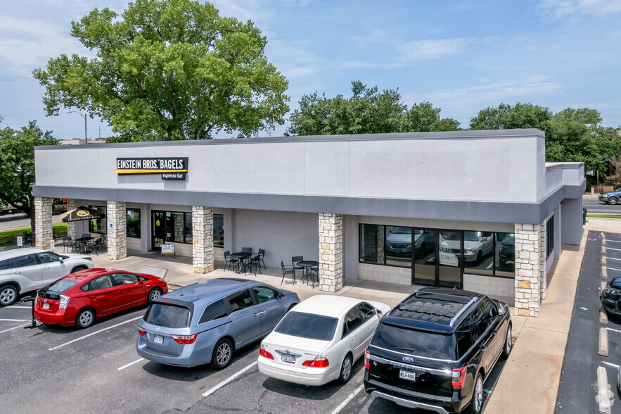 3010 Anderson Ln W, Austin, TX for lease - Building Photo - Image 3 of 7