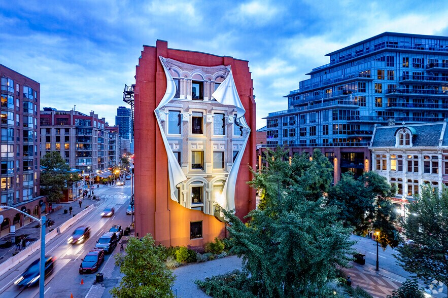 49 Wellington St E, Toronto, ON à louer - Photo principale - Image 1 de 3