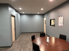 112-118 Jones St, Fuquay Varina, NC for lease Interior Photo- Image 2 of 11