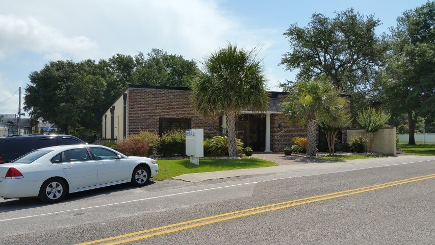 802 41st Ave, North Myrtle Beach, SC à louer - Photo du bâtiment - Image 2 de 9