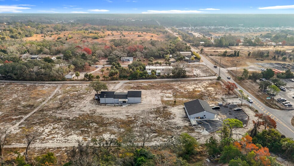 8925 New York Ave, Hudson, FL à louer - Photo du bâtiment - Image 2 de 18