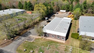 103 Servistar Industrial Way, Westfield, MA à louer - Vidéo sur l’inscription commerciale 