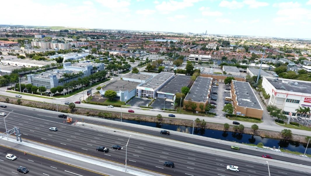 6440-6490 W 20th Ave, Hialeah, FL for lease Primary Photo- Image 1 of 11