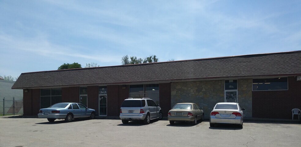 685 E Murry St, Indianapolis, IN à vendre - Photo du bâtiment - Image 3 de 5