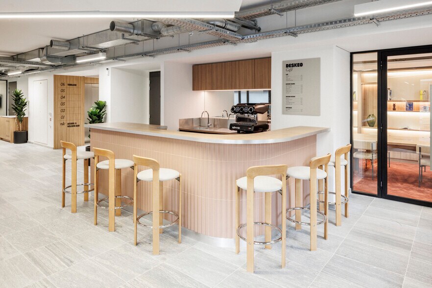 Bureau dans Boulogne-Billancourt à louer - Photo du bâtiment - Image 3 de 15