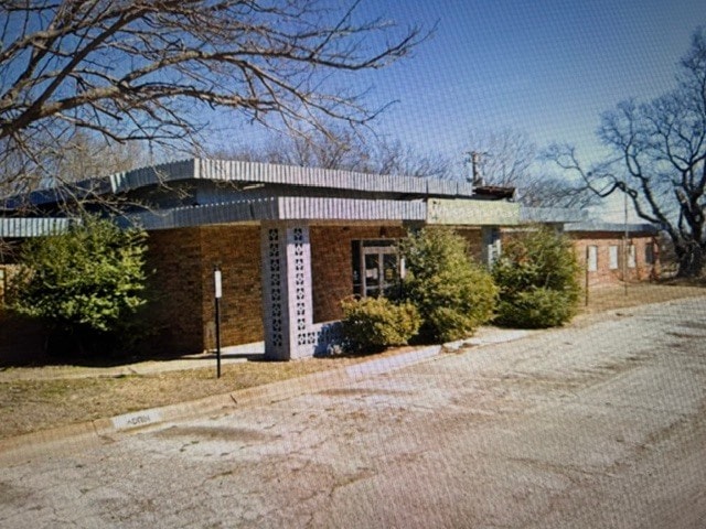 111 13th Ave NW, Ardmore, OK for sale Building Photo- Image 1 of 10
