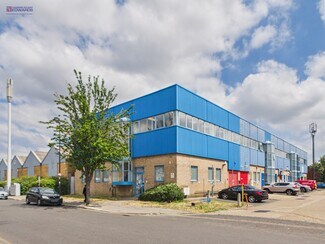 Plus de détails pour 1-4 Swan Close, Croydon - Industriel à louer