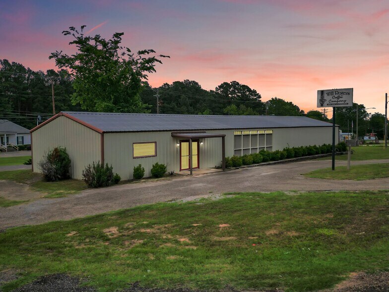 521 E Front St, Hawkins, TX à vendre - Photo principale - Image 1 de 31