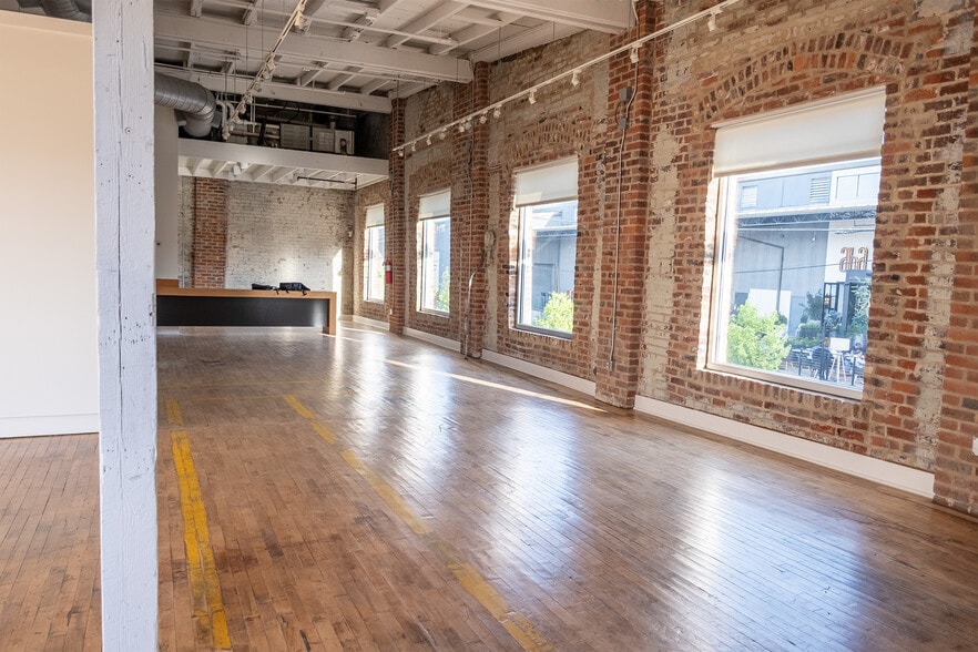 434 Houston St, Nashville, TN for lease - Building Photo - Image 2 of 21