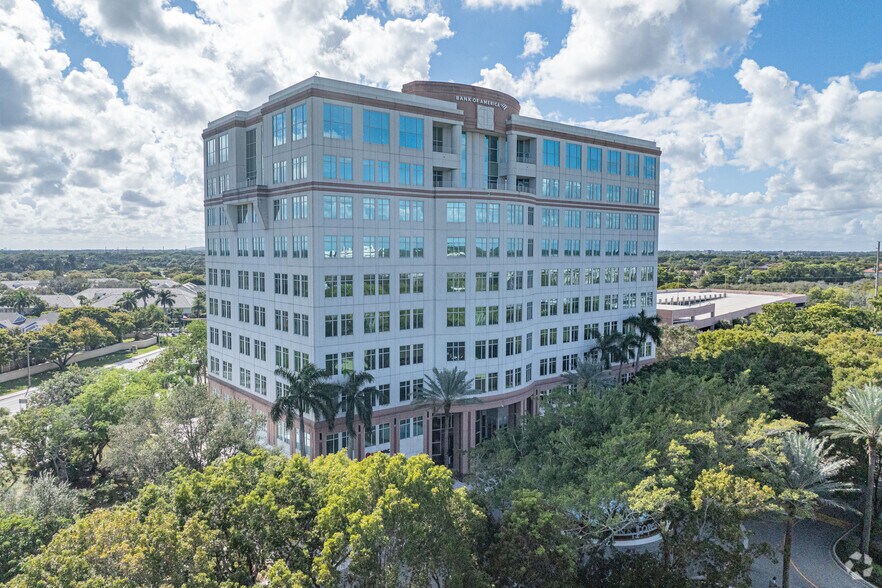 1 Town Center Rd, Boca Raton, FL à louer - Photo du bâtiment - Image 1 de 12