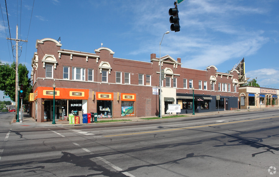 4048-4056 Broadway Blvd, Kansas City, MO à louer - Photo du bâtiment - Image 3 de 10