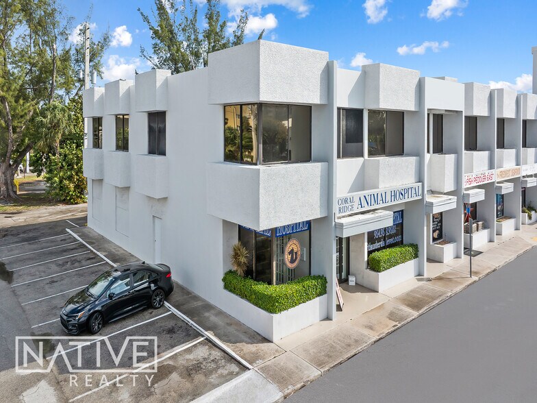 2801-2809 E Commercial Blvd, Fort Lauderdale, FL for lease - Building Photo - Image 2 of 24