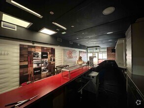 Commerce de détail dans Cuenca, Cuenca à louer Photo intérieure- Image 2 de 6