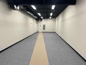 972-978 Morris Park Ave, Bronx, NY for lease Interior Photo- Image 2 of 2