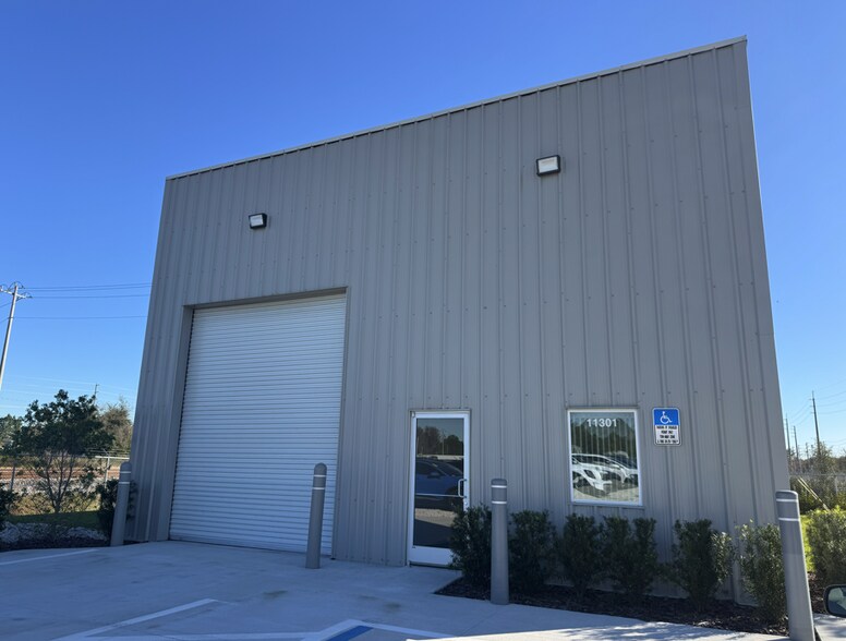 11301 Intermodal Way, Orlando, FL à louer - Photo du bâtiment - Image 2 de 2