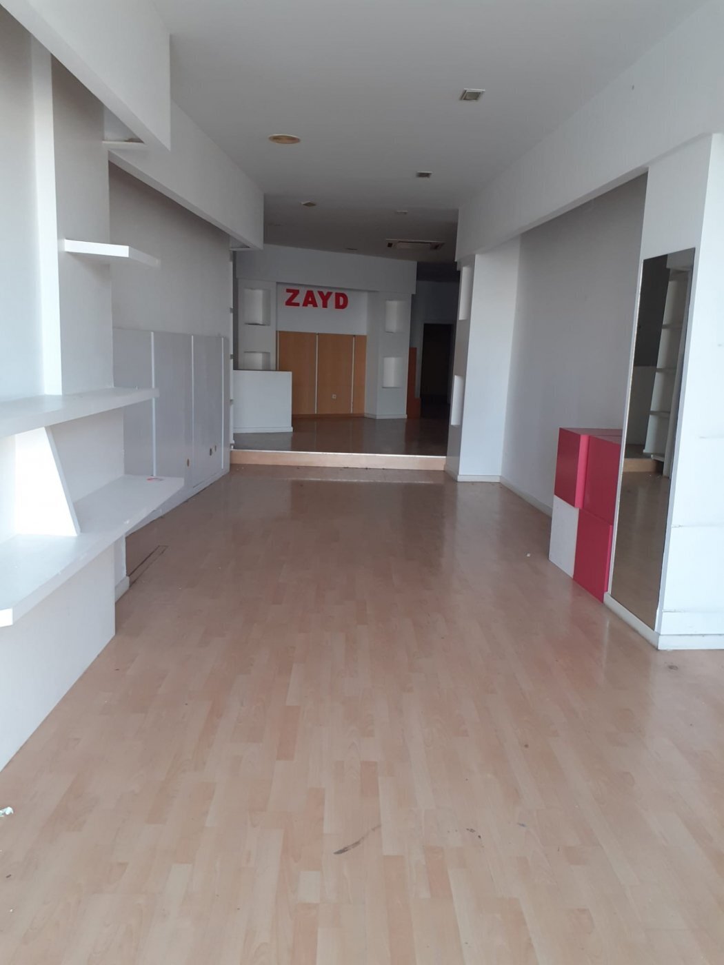 Retail in Salamanca, Salamanca for sale Primary Photo- Image 1 of 4