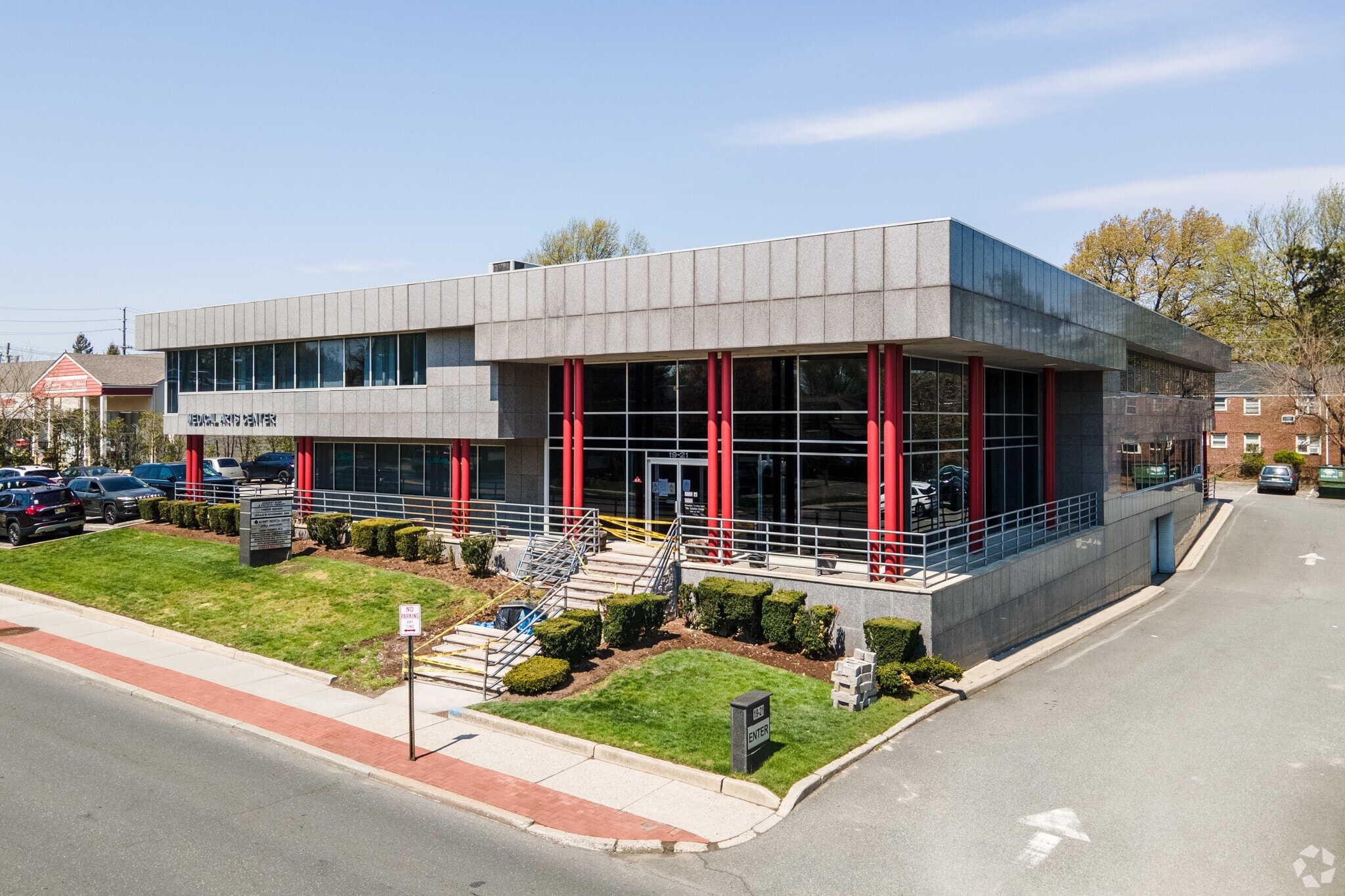 19-21 Fair Lawn Ave, Fair Lawn, NJ à louer Photo du bâtiment- Image 1 de 6