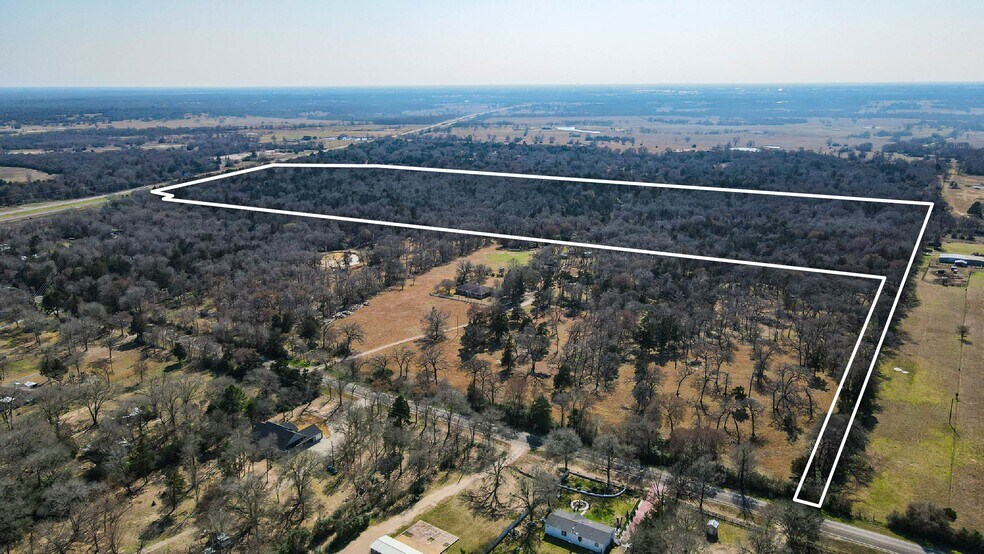 18255 E State Highway 21, Bryan, TX à vendre - Photo du bâtiment - Image 3 de 7