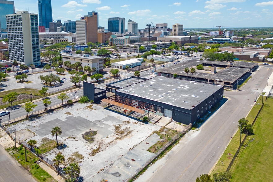 925 N Ocean St, Jacksonville, FL for lease - Building Photo - Image 2 of 8