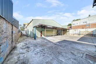 6 Pioneer Ave, Thornleigh à louer Photo du bâtiment- Image 2 de 2