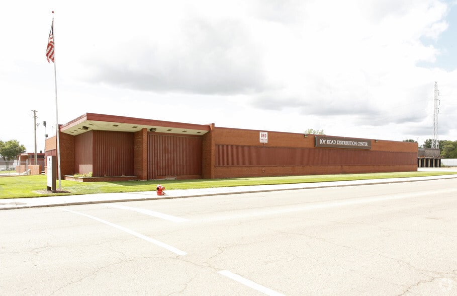 13901 Joy Rd, Detroit, MI for lease - Building Photo - Image 2 of 10