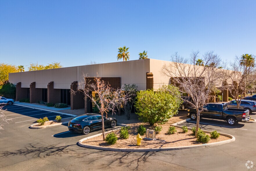 17235 N 75th Ave, Glendale, AZ à vendre - Photo du bâtiment - Image 2 de 5