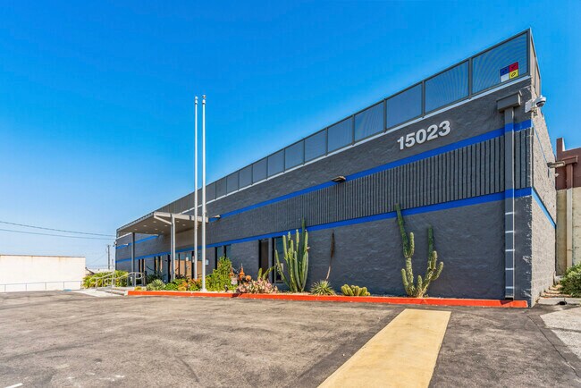 More details for 15023 Ramona Blvd, Baldwin Park, CA - Industrial for Lease