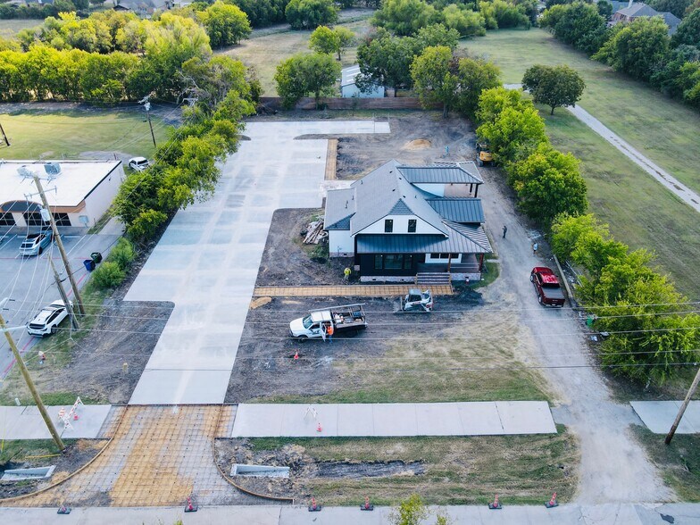 301 Hubbard Dr, Heath, TX à louer - Photo du bâtiment - Image 3 de 6