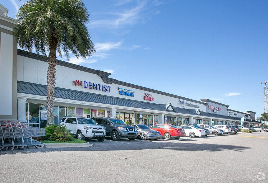 12220 Atlantic Blvd, Jacksonville, FL for lease - Building Photo - Image 3 of 6