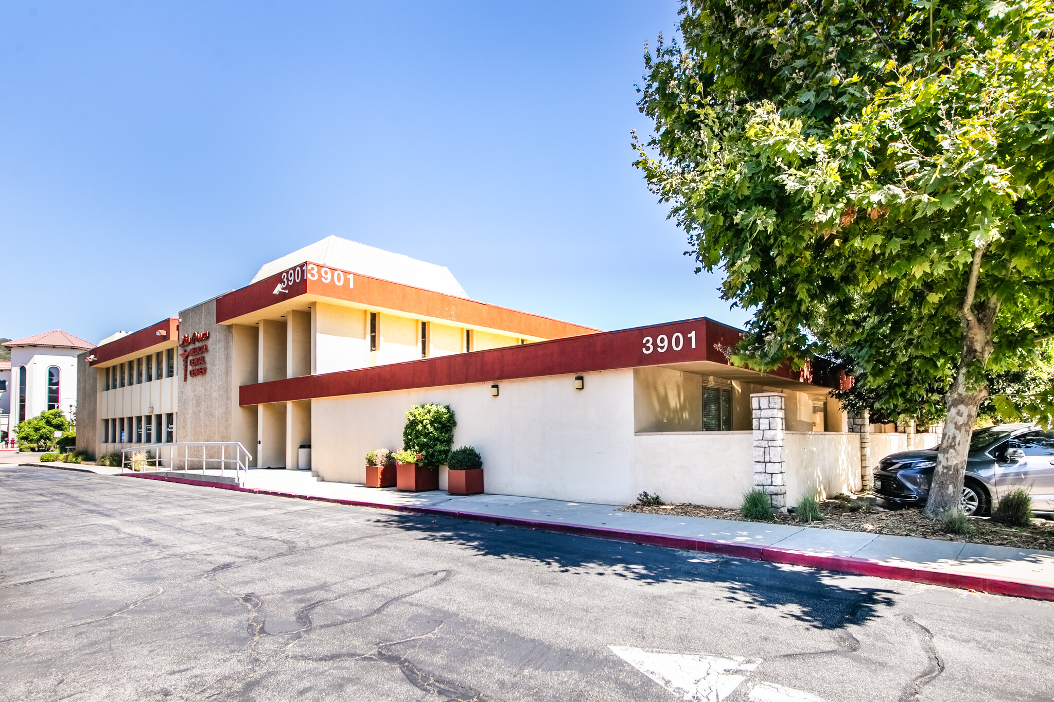 3901 Las Posas Rd, Camarillo, CA for sale Building Photo- Image 1 of 1