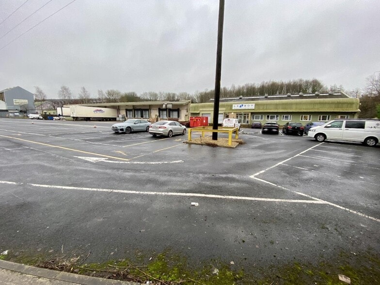 Phillips Lane, Colne for lease - Primary Photo - Image 1 of 3