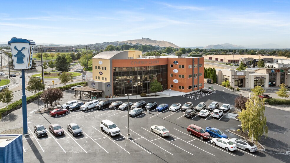 4309 W 27th Pl, Kennewick, WA à louer - Photo du bâtiment - Image 1 de 13