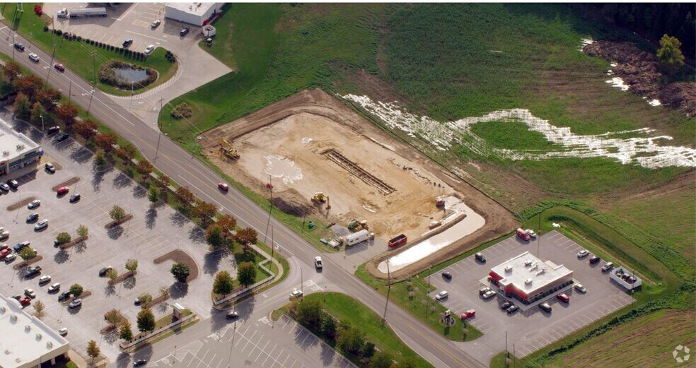 2606 Green Rd, Madison, OH à vendre - Photo du bâtiment - Image 3 de 5