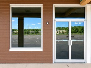 511 Linden Ave, Pocomoke City, MD for lease Interior Photo- Image 2 of 8