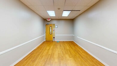 530 New Waverly Pl, Cary, NC for lease Interior Photo- Image 2 of 5